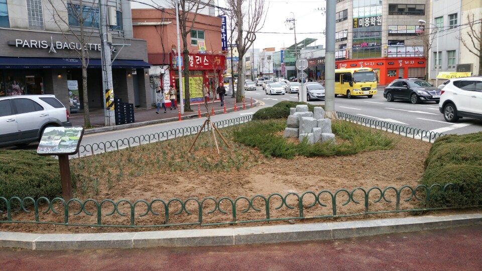 2049928719_ESLYK8bC_d9ae5762a35841999c47ad8b3aeab00e38632277.jpeg 이미지크게보기