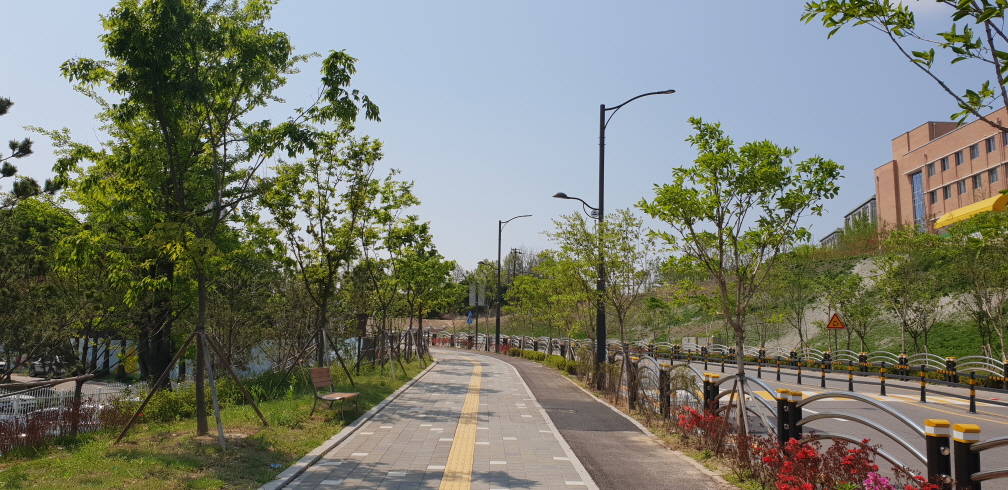 2049928719_UOGYM5Zx_c902fb28a6fd89de6b09f9f91e0bfe8e8506a172.jpg 이미지크게보기